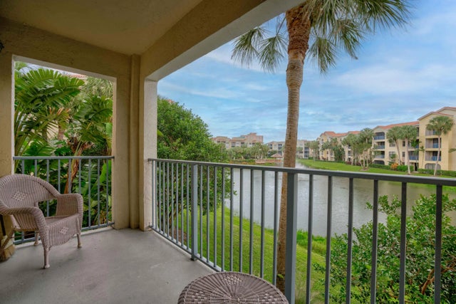 Photo of Listing #R11166182