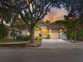 Photo of Listing #F10554621