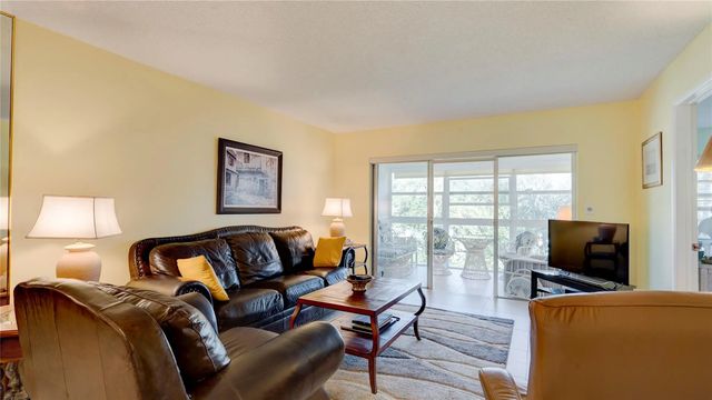 4 of 35 - 1501 S Ocean Boulevard #325, Lauderdale-By-The-Sea, FL