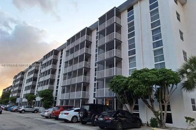 16851 Ne 23rd Avenue #b304, North Miami Beach