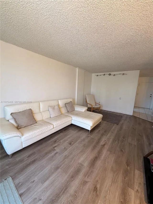 2 of 20 - 16851 Ne 23rd Avenue #b304, North Miami Beach, FL