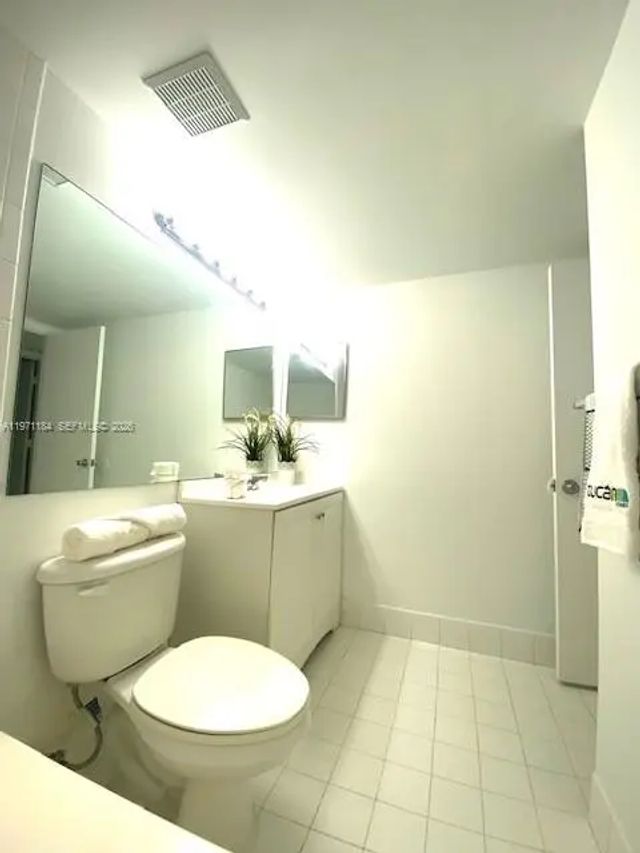 5 of 37 - 2061 Renaissance Boulevard #204, Miramar, FL
