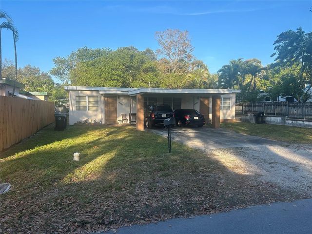 2 of 3 - 2721-2731 Sw 13 Avenue, Fort Lauderdale, FL