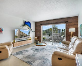 Photo of Listing #F10554337