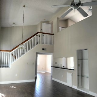 Photo of Listing #R11166301