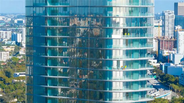 4 of 23 - 175 Se 25 Road #2802, Miami, FL