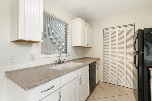 2 of 28 - 8163 Se Croft Circle #c-5, Hobe Sound, FL
