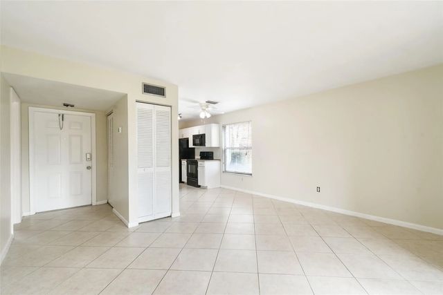 5 of 28 - 8163 Se Croft Circle #c-5, Hobe Sound, FL