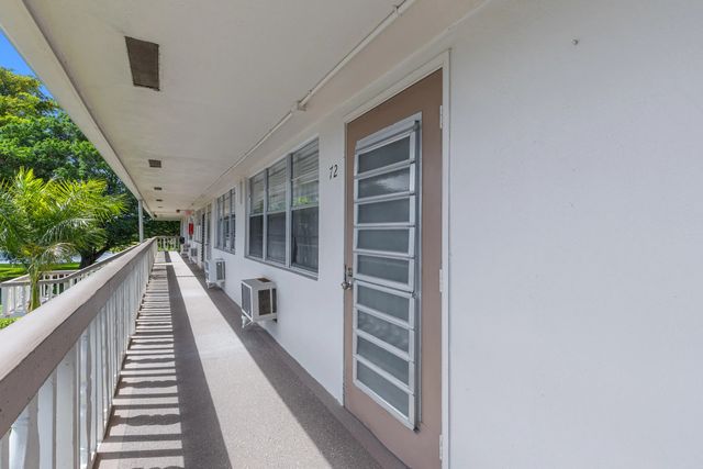 3 of 36 - 72 Ashby B, Deerfield Beach, FL