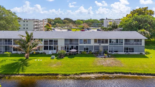 4 of 36 - 72 Ashby B, Deerfield Beach, FL