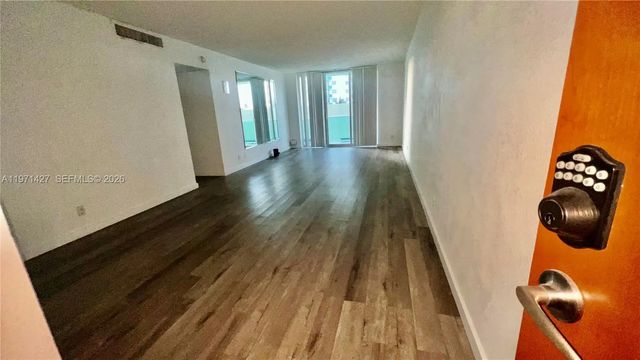 3901 S Ocean Drive #3c, Hollywood