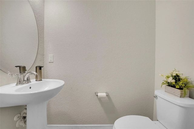 4 of 50 - 2293 S Appleton Circle, Oakland Park, FL