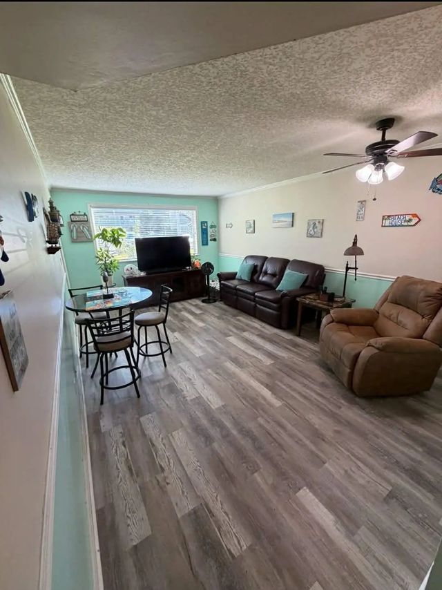 4 of 26 - 2770 S Garden Drive #107, Lake Worth Beach, FL