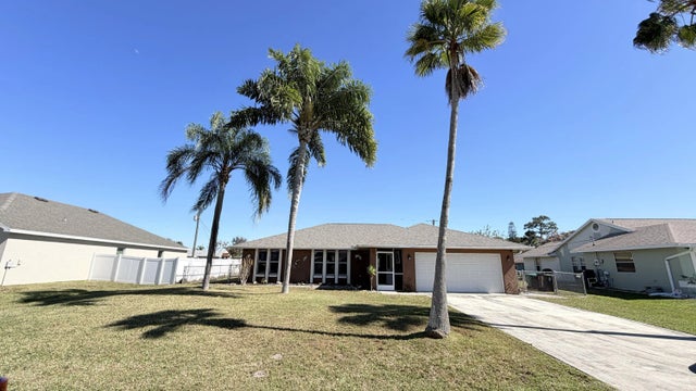 Photo of Listing #R11166367