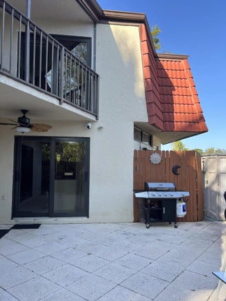 Photo of Listing #R11166375