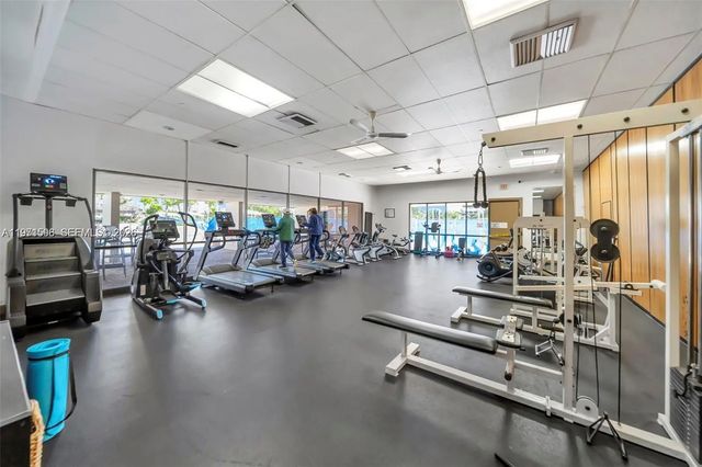5 of 9 - 20379 W Country Club Drive #2336, Aventura, FL