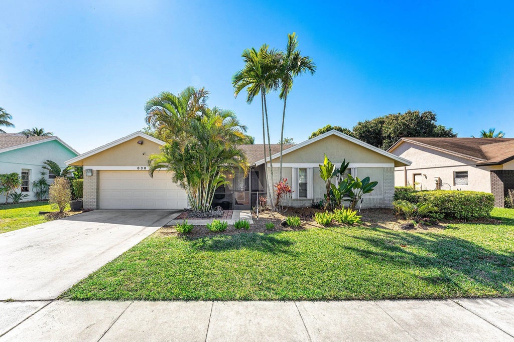 838 Nw 9th Way, Boynton Beach