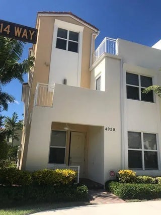 Photo of Listing #R11166391