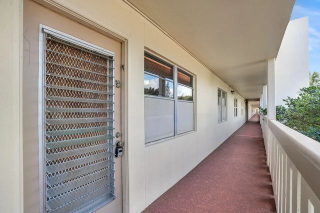 3 of 25 - 2102 Lucaya Bend #f2, Coconut Creek, FL