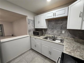 Photo of Listing #F10551272