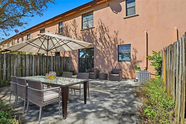 5 of 33 - 457 Se 37th Place #457, Homestead, FL