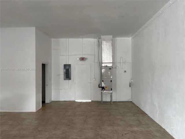 4 of 7 - 1350 Nw 62nd Street, Miami, FL