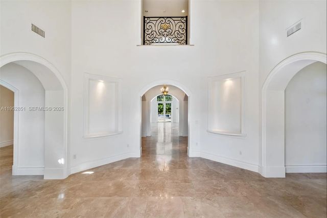2 of 31 - 6025 Sw 108th Street, Pinecrest, FL