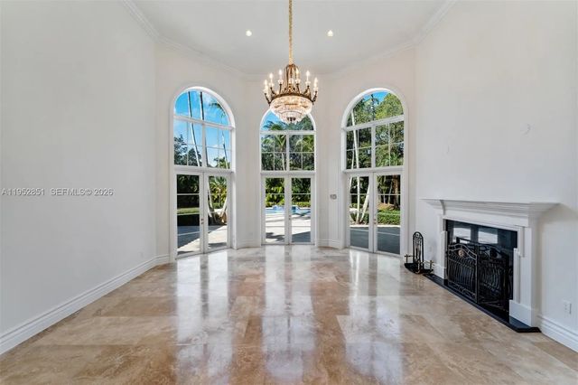 4 of 31 - 6025 Sw 108th Street, Pinecrest, FL
