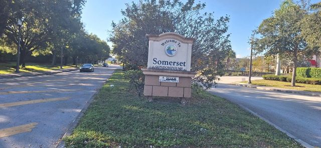 2811 Somerset Drive #316, Lauderdale Lakes