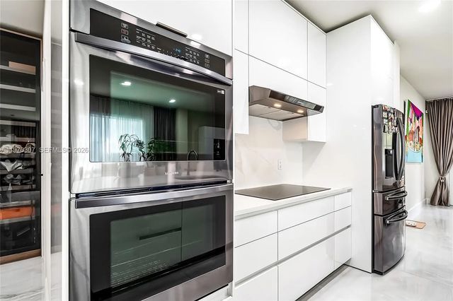 4 of 71 - 4566 Ficus Street, Hollywood, FL