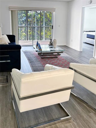 Photo of Listing #F10554431