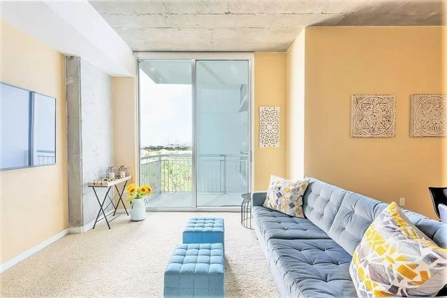 3 of 21 - 300 S Australian Avenue #601, West Palm Beach, FL