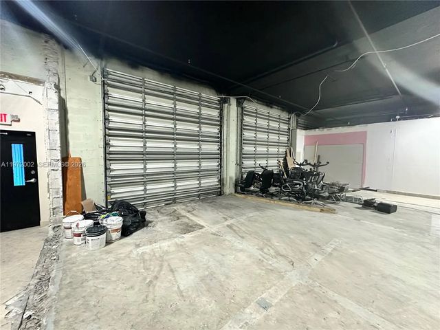 5 of 9 - 2950 N 28th Terrace, Hollywood, FL