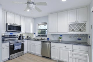 Photo of Listing #R11166575