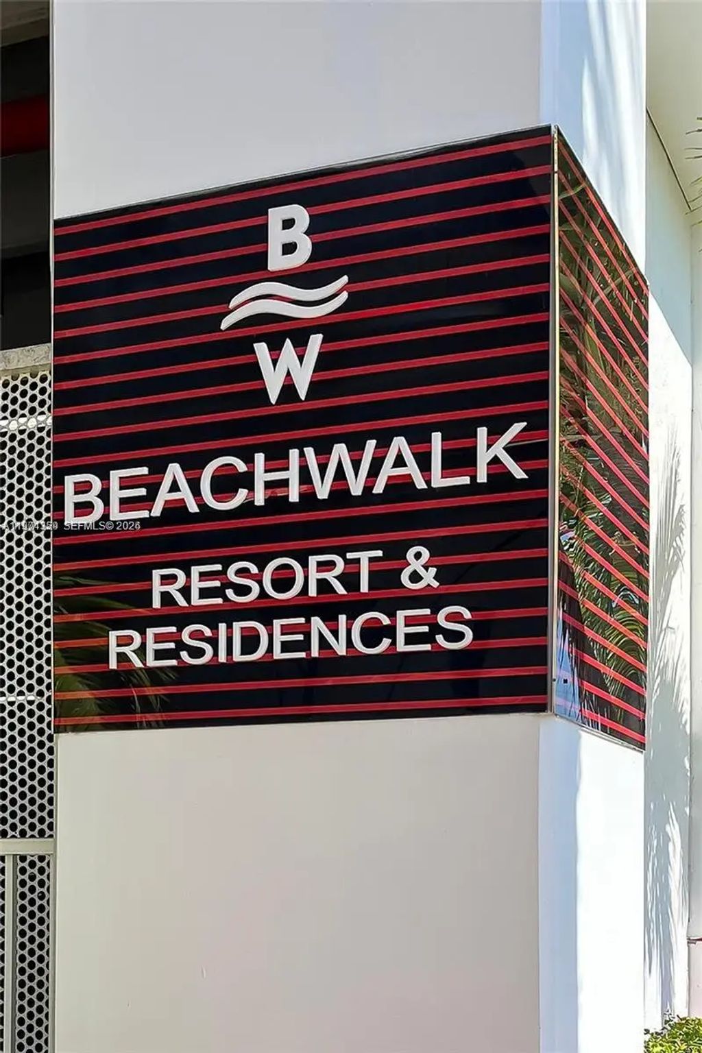 2602 E Hallandale Beach Boulevard #r2304, Hallandale Beach