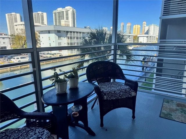 2 of 20 - 3551 Ne 169 Street #apt.a.303, North Miami Beach, FL