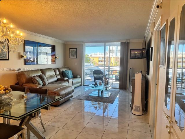 5 of 20 - 3551 Ne 169 Street #apt.a.303, North Miami Beach, FL