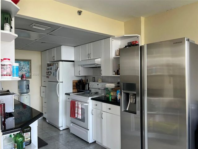 3 of 38 - 17600 N Bay Road #n902, Sunny Isles Beach, FL