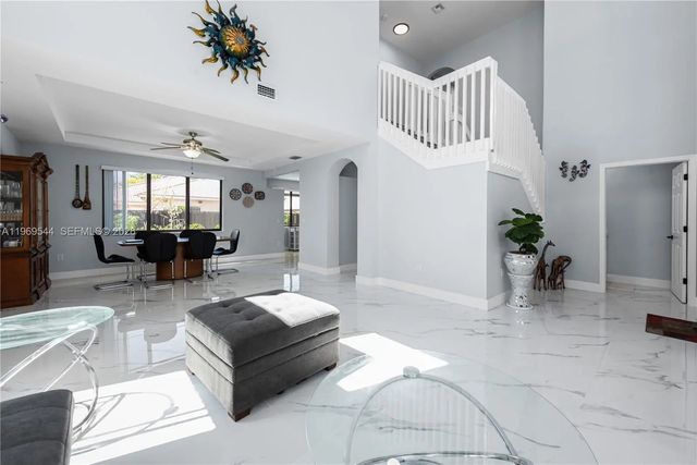 4 of 42 - 972 Ne 36th Avenue, Homestead, FL