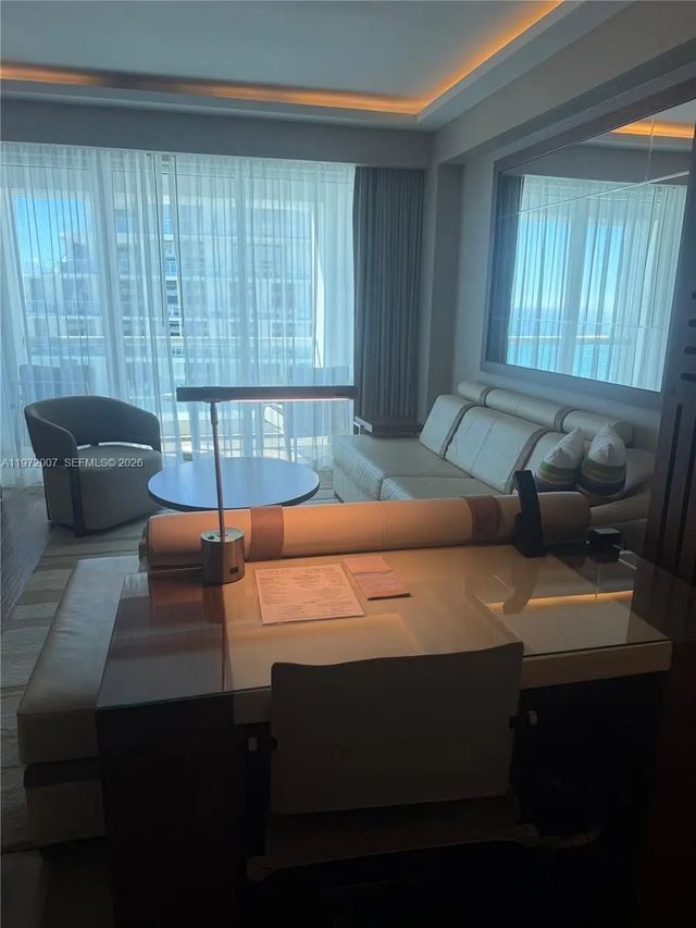 3 of 25 - 551 N Fort Lauderdale Beach Boulevard #r2210, Fort Lauderdale, FL