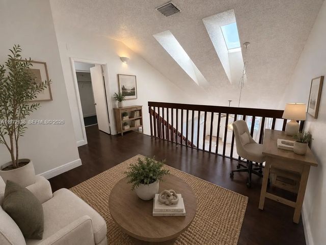 5 of 19 - 1818 Racquet Court, North Lauderdale, FL