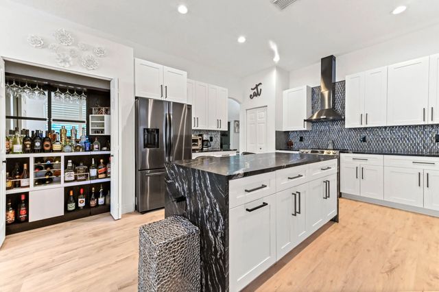 3 of 39 - 4453 N San Andros, West Palm Beach, FL