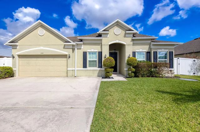 2 of 47 - 5285 Nw South Delwood Drive, Port St. Lucie, FL
