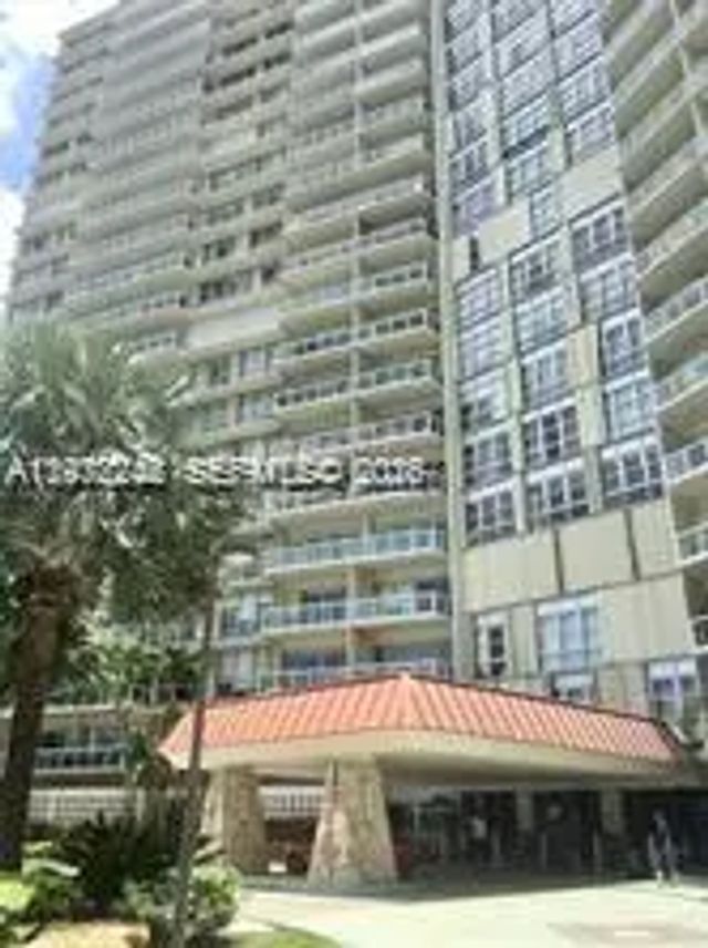 2451 Brickell Avenue #4p, Miami