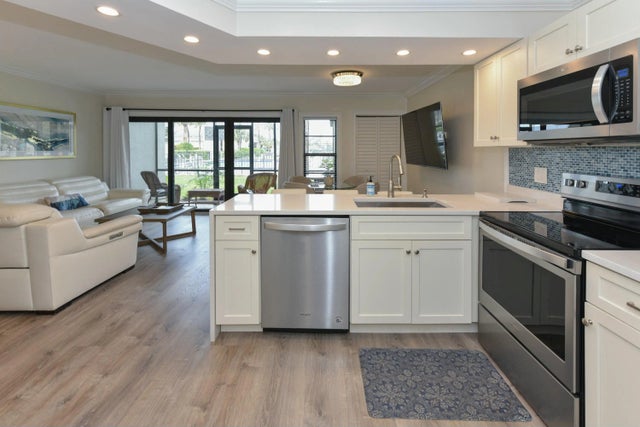 Photo of Listing #R11166698