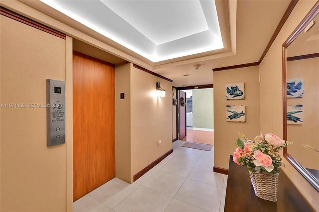 2 of 53 - 936 Intracoastal Drive #9h, Fort Lauderdale, FL