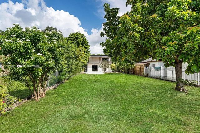 4 of 61 - 1523 Nw 38th Street, Miami, FL