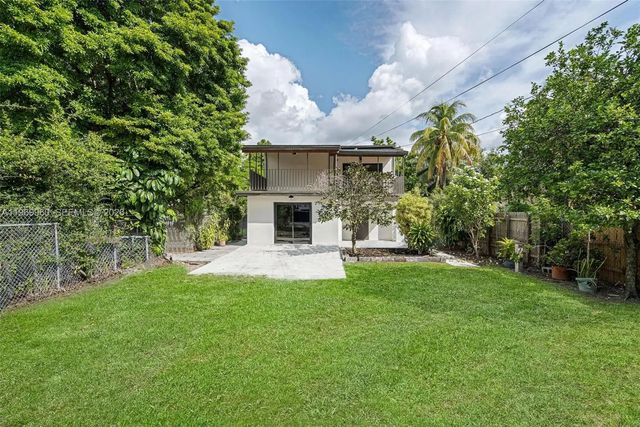 5 of 61 - 1523 Nw 38th Street, Miami, FL