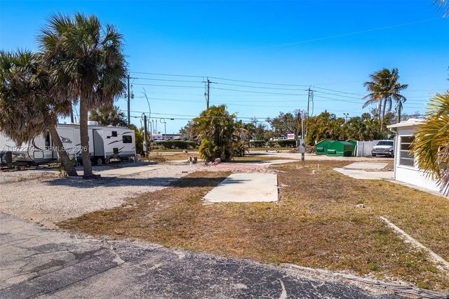4 Helen Lane, 