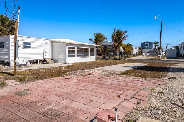 4 of 23 - 4 Helen Lane, , FL